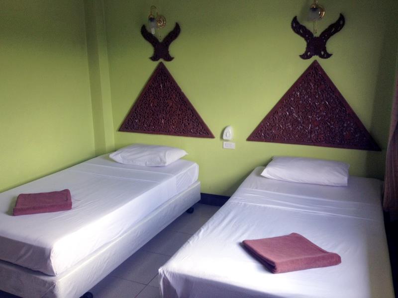 P.N. Guesthouse Krabi town Exterior foto